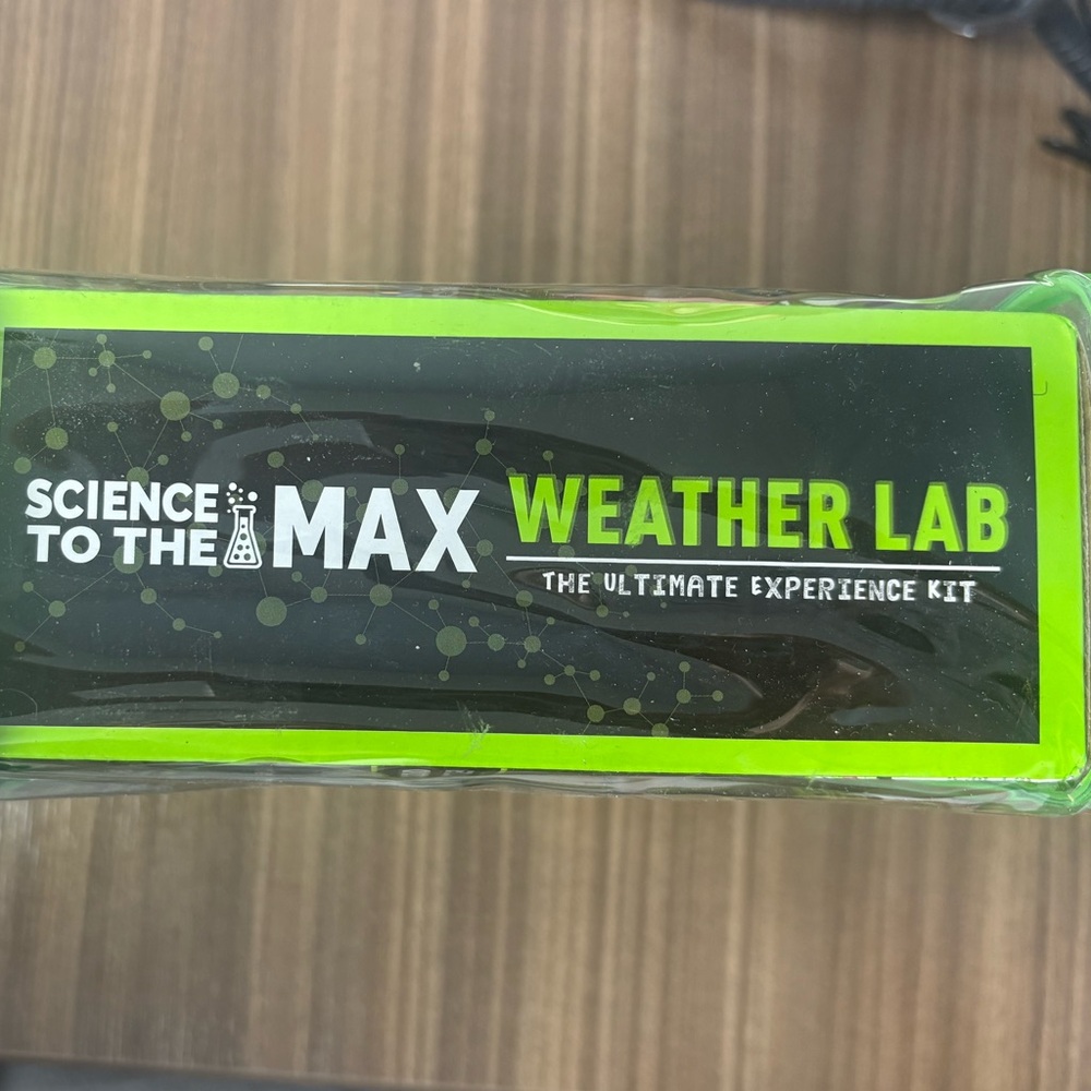 Science To the Max Weather Lab Kit - Picture 4 of 7